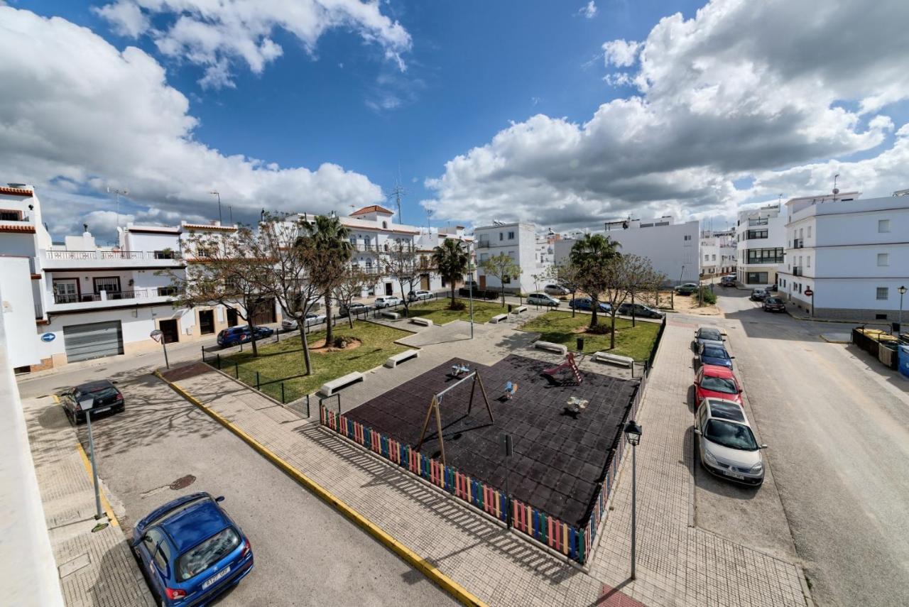 Apartamentos Villas Flamenco Rentals โกนิล เด ลาฟรอนเตรา ภายนอก รูปภาพ